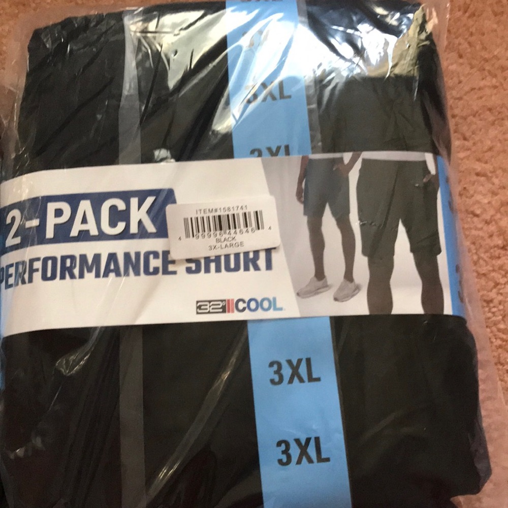 PRICE FIRM (2) packs of (2)pair in each pack of men’s performance shorts ( - Picture 3 of 16